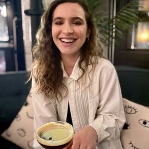 Meet your Posher, Laura